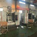 昆山工厂刚刚买下两台1370立式加工中心 BT50主轴 24把.